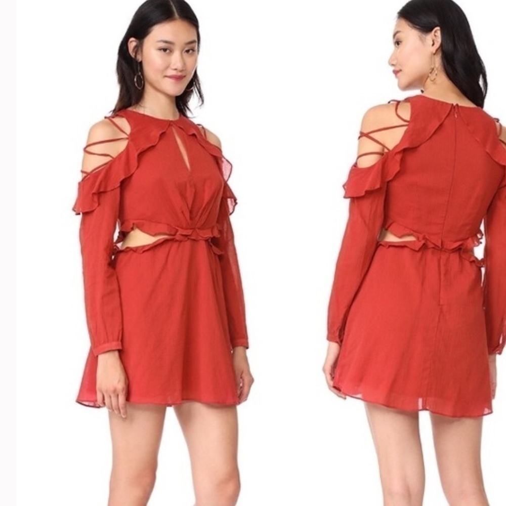 Red Carter Long Sleeve Cut-Out Dress Size M